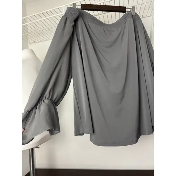 Torrid Off the Shoulder Blouse Size 3X Gray, Flowy NWT - Picture 3 of 12